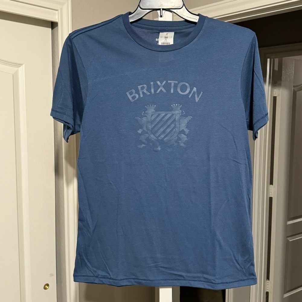 Brixton Lion Crest Short Sleeve Shirt